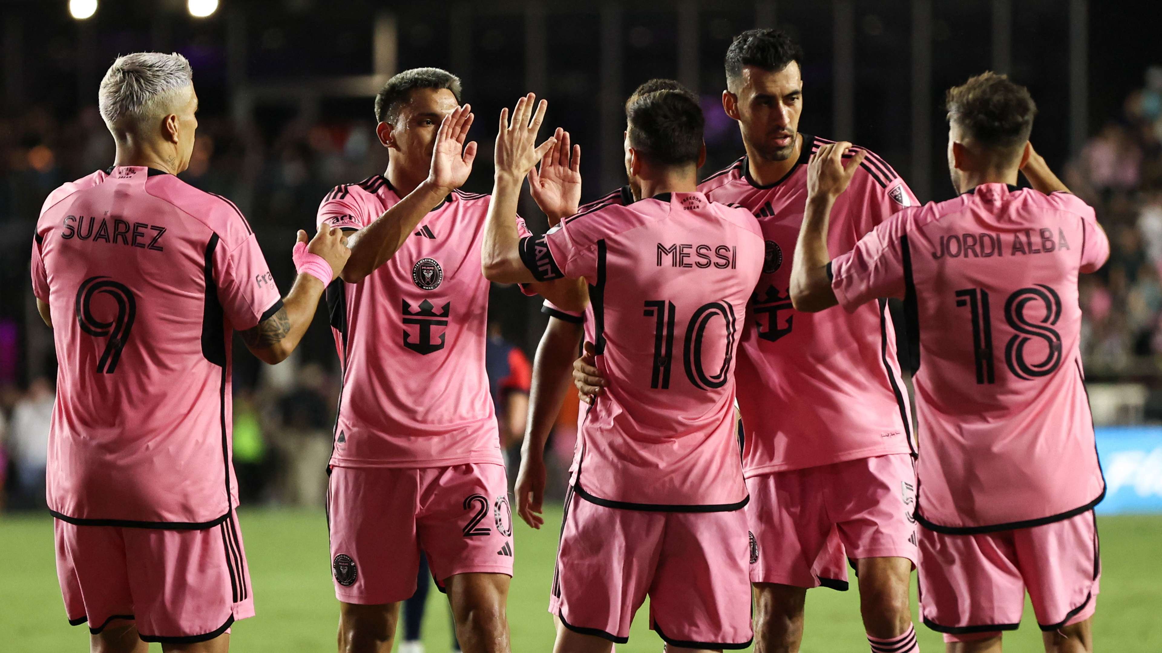 让广州队重 让广州队重